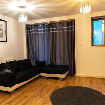 Lovely 1-Bed Apartment In Hackney London Exteriör bild